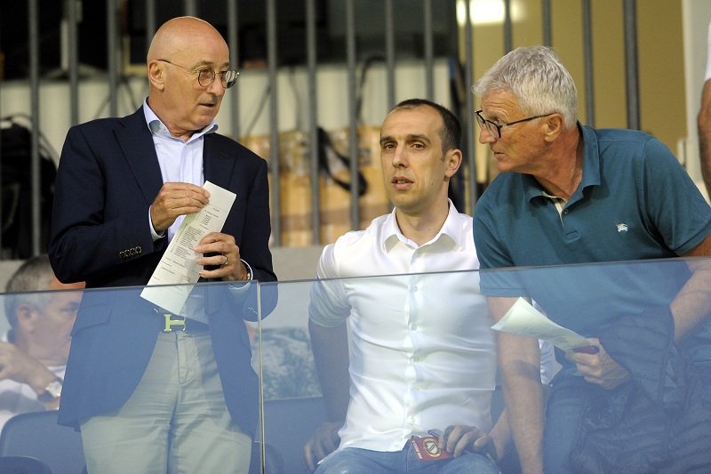 Муслин: Пауза за Милуновића, повратак Настасића